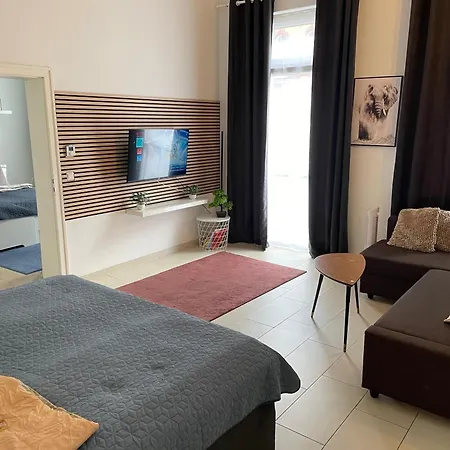 Schoenes Mitten In Der Stadt Iii